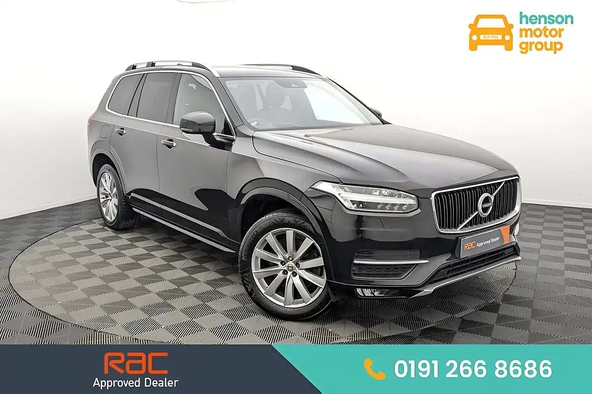 Used 2019 Volvo XC90 Momentum Pro Black - Front View