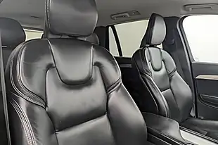 Used 2019 Volvo XC90 Momentum Pro Black - Interior and Exterior details 12