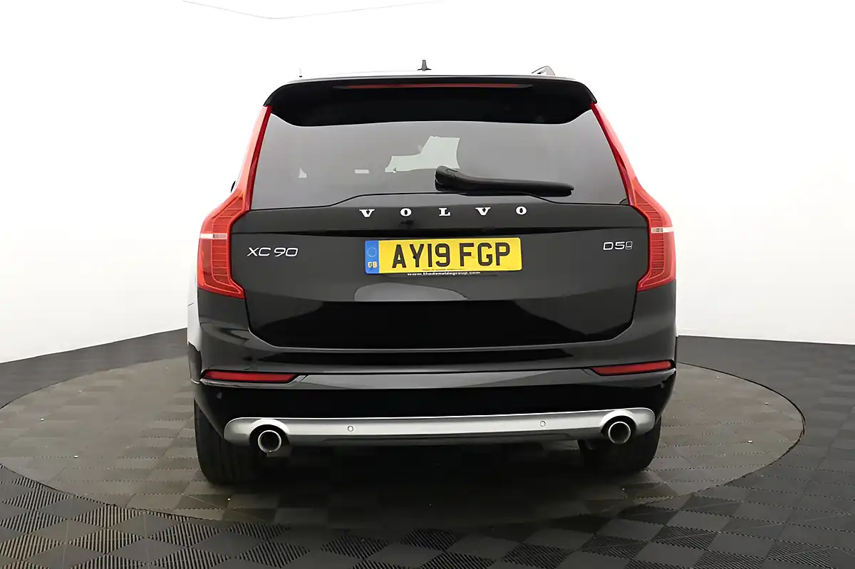Used 2019 Volvo XC90 Momentum Pro Black - Interior and Exterior details 4