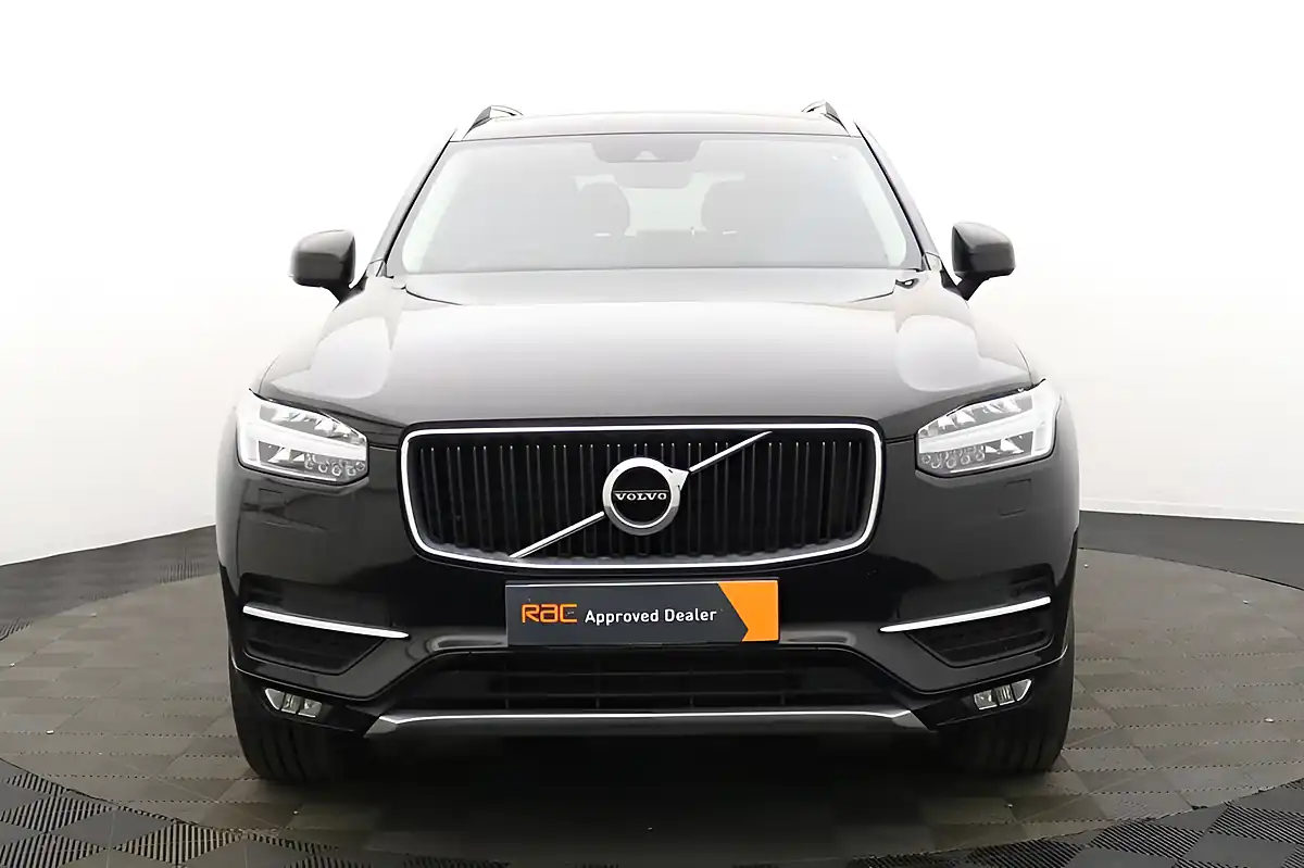 Used 2019 Volvo XC90 Momentum Pro Black - Interior and Exterior details 7