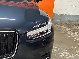 Used 2019 Volvo XC90 Momentum Pro Denim Blue - Interior and Exterior details 14