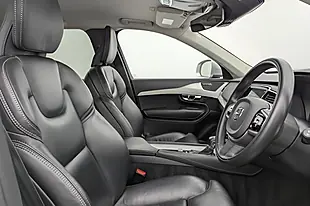Used 2019 Volvo XC90 Momentum Pro Silver - Interior and Exterior details 2