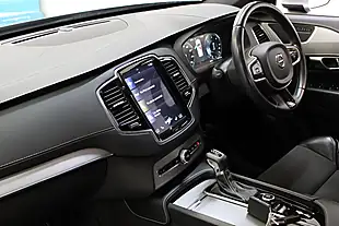 Used 2019 Volvo XC90 R-Design Black - Interior and Exterior details 11