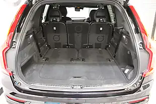 Used 2019 Volvo XC90 R-Design Black - Interior and Exterior details 17