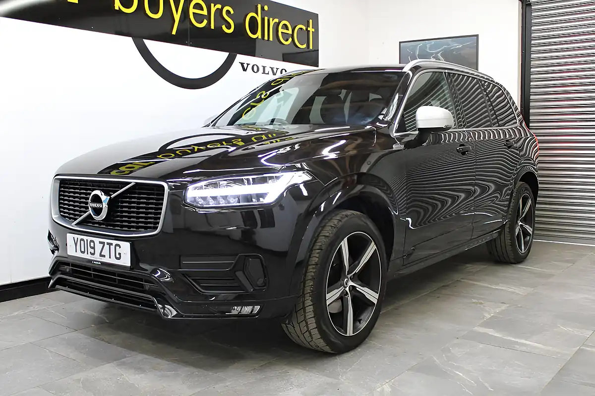 Used 2019 Volvo XC90 R-Design Black - Interior and Exterior details 8