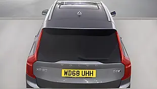 Used 2019 Volvo XC90 R-Design Grey - Interior and Exterior details 8