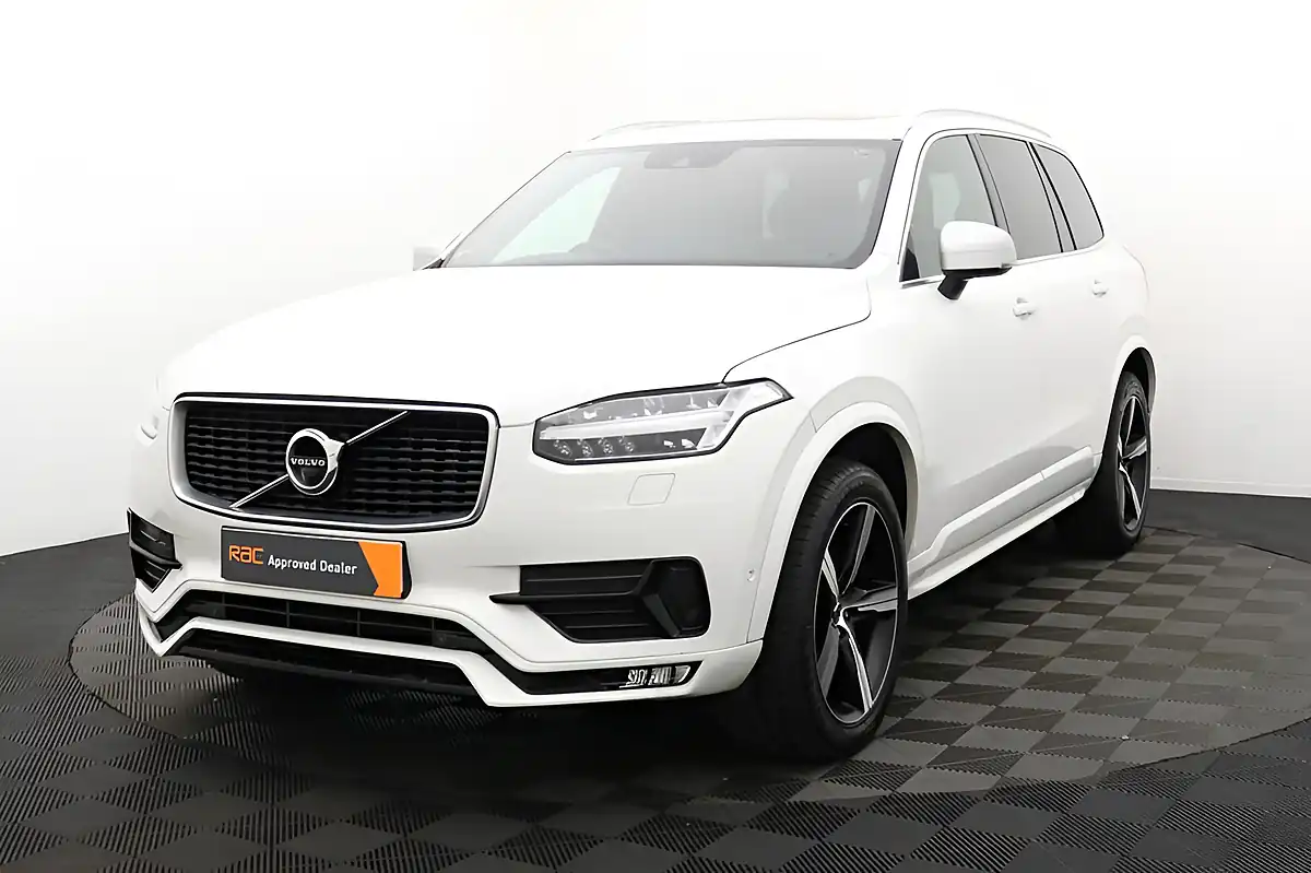 Used 2019 Volvo XC90 R-Design White - Interior and Exterior details 6