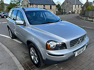 Used 2019 Volvo XC90 Silver - Interior and Exterior details 4