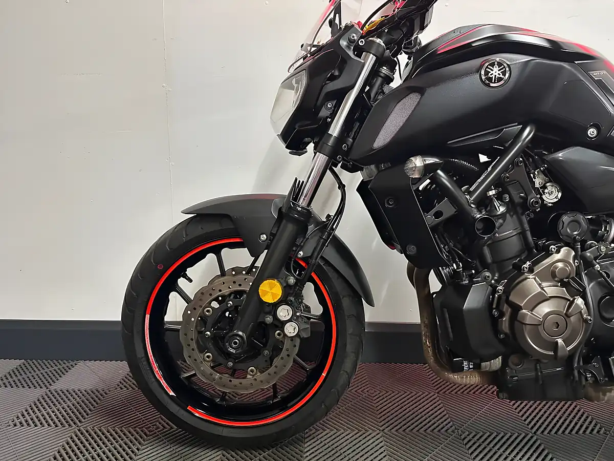 Used 2019 Yamaha MT-07 Abs Hyper-Naked Euro 4 Black - Interior and Exterior details 15