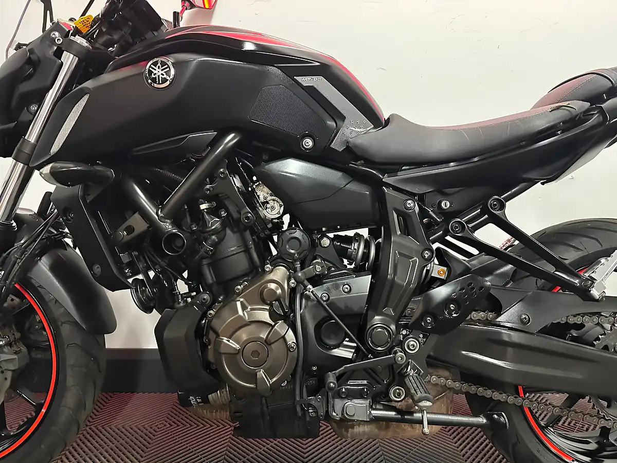 Used 2019 Yamaha MT-07 Abs Hyper-Naked Euro 4 Black - Interior and Exterior details 16