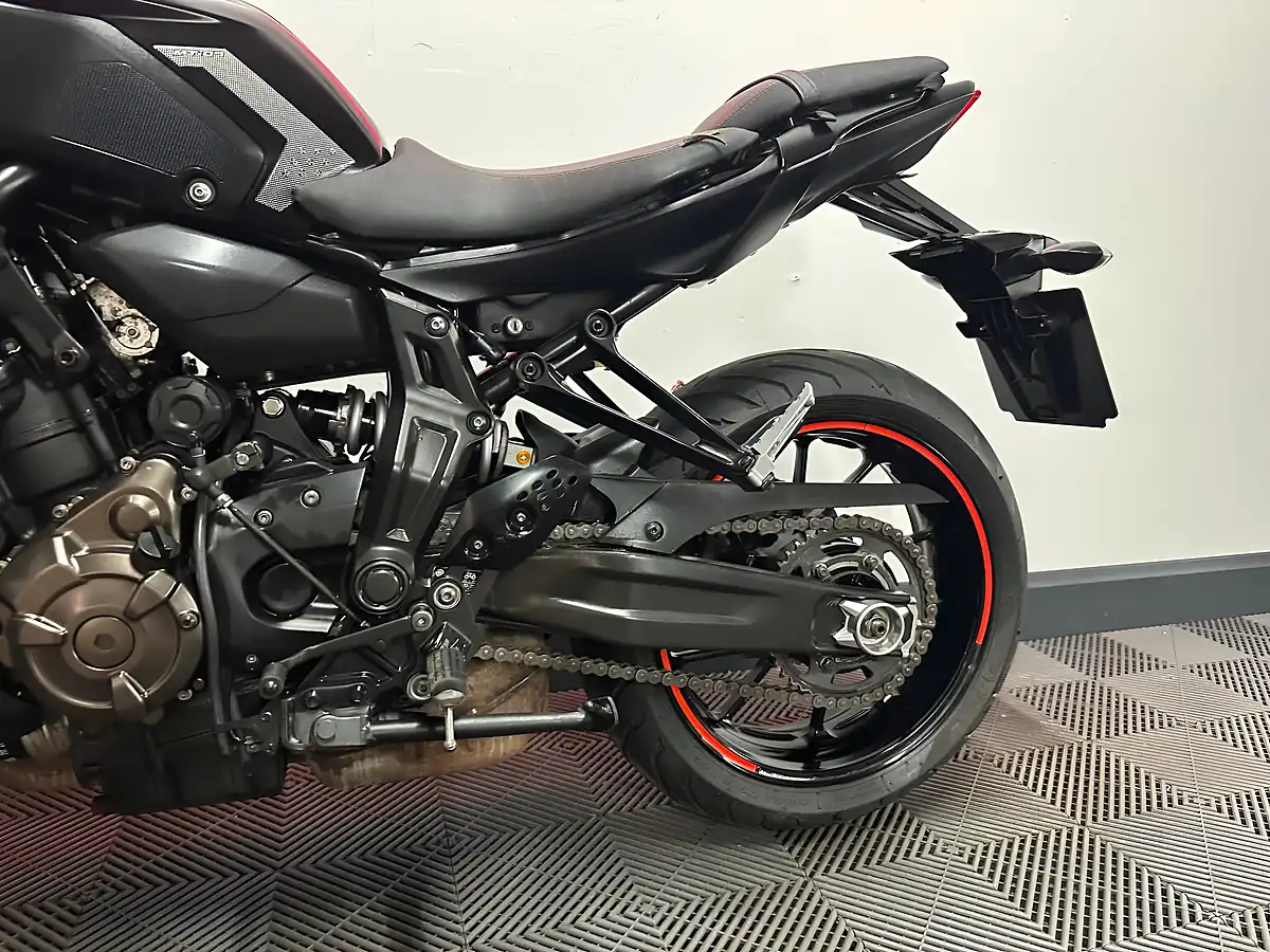 Used 2019 Yamaha MT-07 Abs Hyper-Naked Euro 4 Black - Interior and Exterior details 17