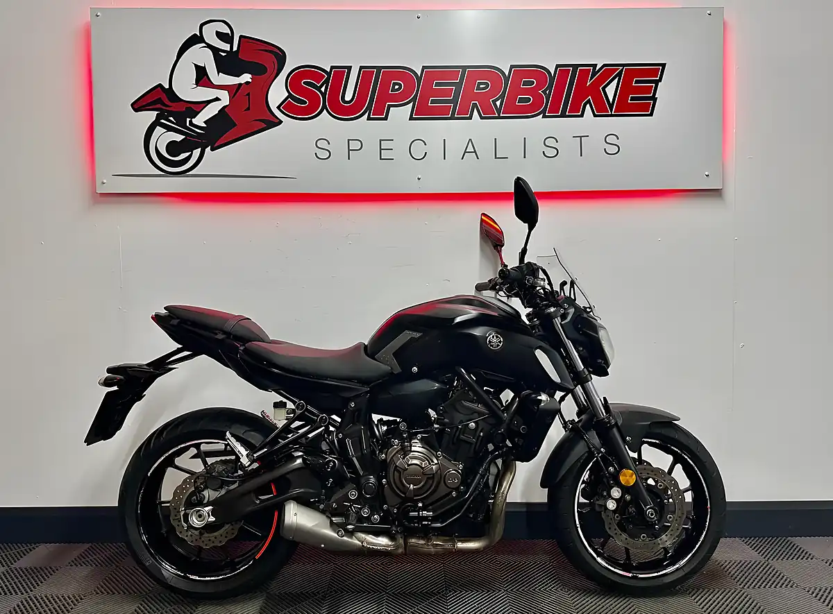 Used 2019 Yamaha MT-07 Abs Hyper-Naked Euro 4 Black - Interior and Exterior details 2