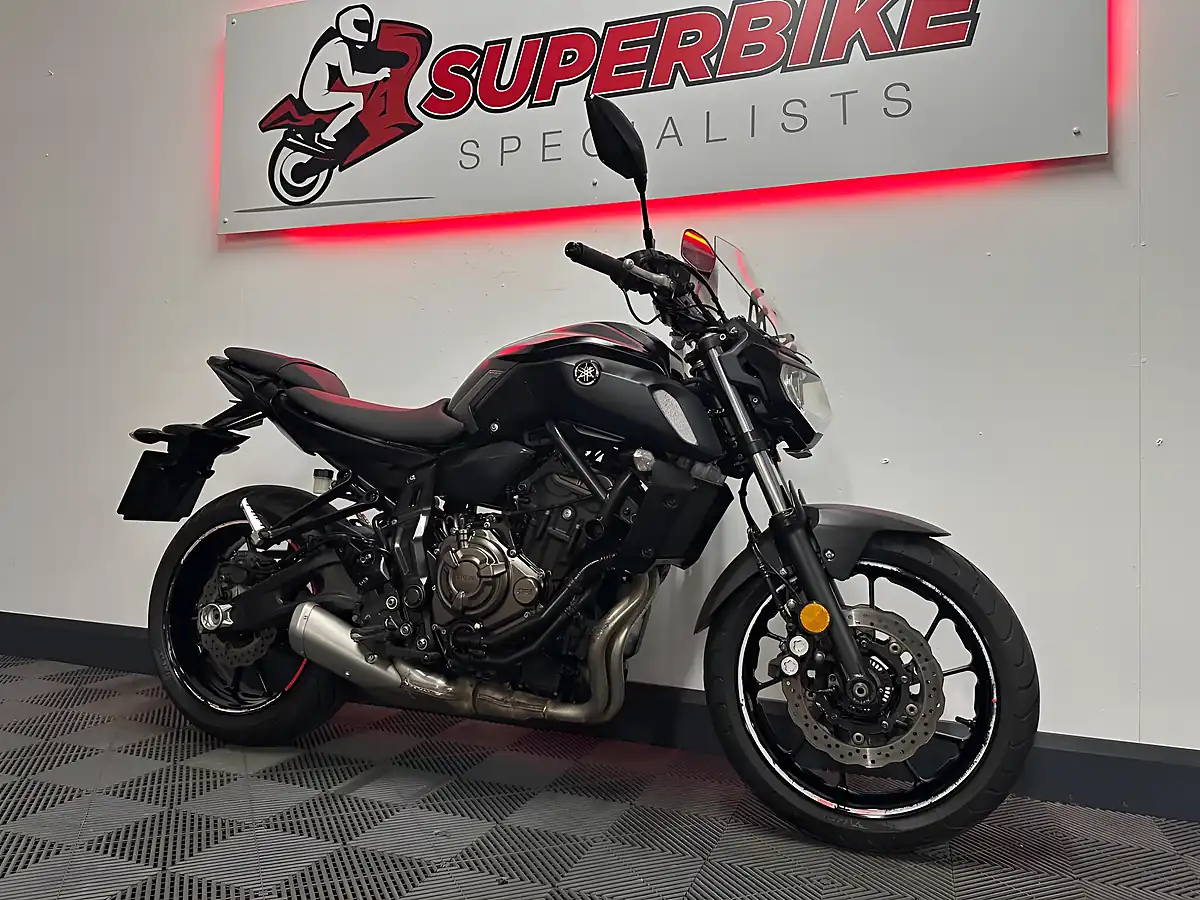 Used 2019 Yamaha MT-07 Abs Hyper-Naked Euro 4 Black - Interior and Exterior details 5