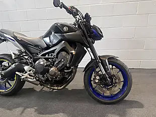 Used 2019 Yamaha MT-09 Naked Abs Black - Interior and Exterior details 3
