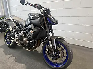 Used 2019 Yamaha MT-09 Naked Abs Black - Interior and Exterior details 5