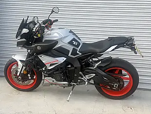 Used 2019 Yamaha MT-10 Naked Grey - Interior and Exterior details 14