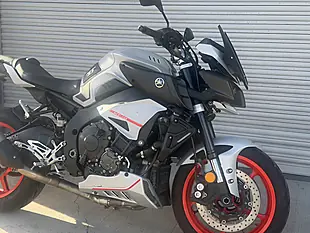 Used 2019 Yamaha MT-10 Naked Grey - Interior and Exterior details 3