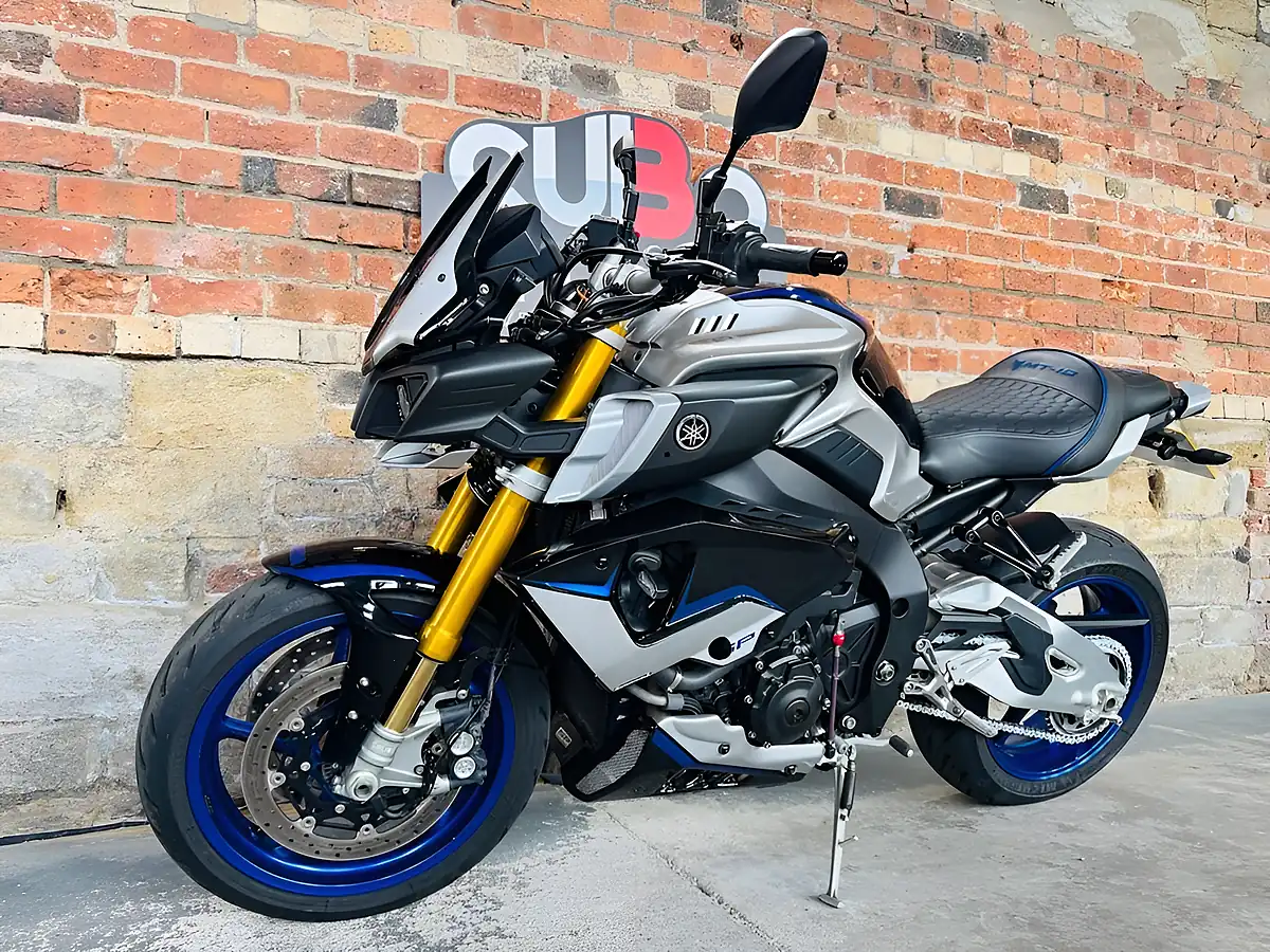 Used 2019 Yamaha MT-10 Sp Silver - Interior and Exterior details 12