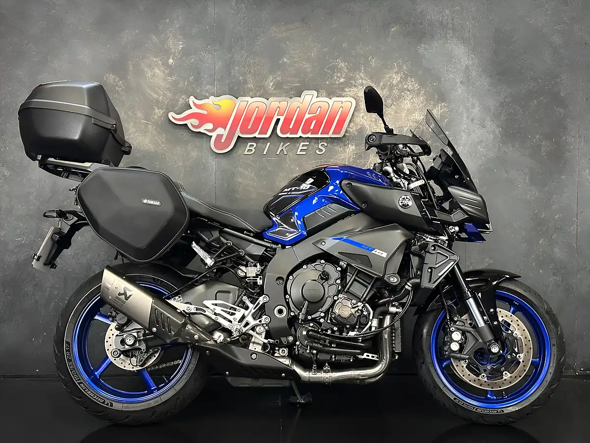 Used 2019 Yamaha MT-10 Touring Blue - Front View