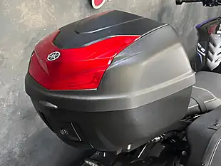 Used 2019 Yamaha MT-10 Touring Blue - Interior and Exterior details 14