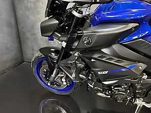 Used 2019 Yamaha MT-10 Touring Blue - Interior and Exterior details 17