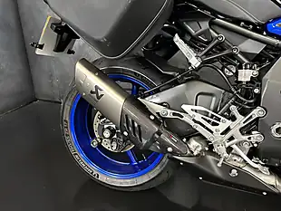 Used 2019 Yamaha MT-10 Touring Blue - Interior and Exterior details 7