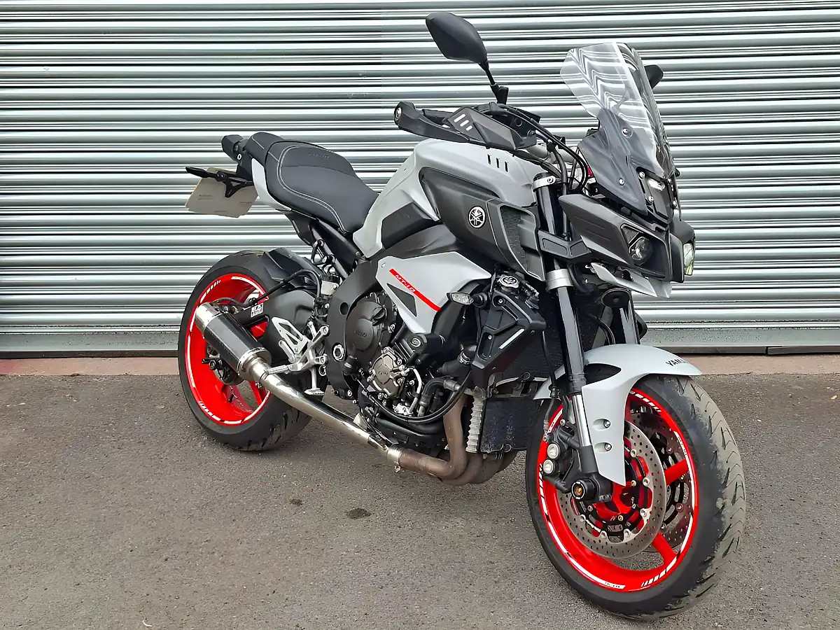 Used 2019 Yamaha Mt Hyper-Naked Grey - Front View