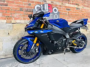 Used 2019 Yamaha R1 Abs Blue - Interior and Exterior details 12