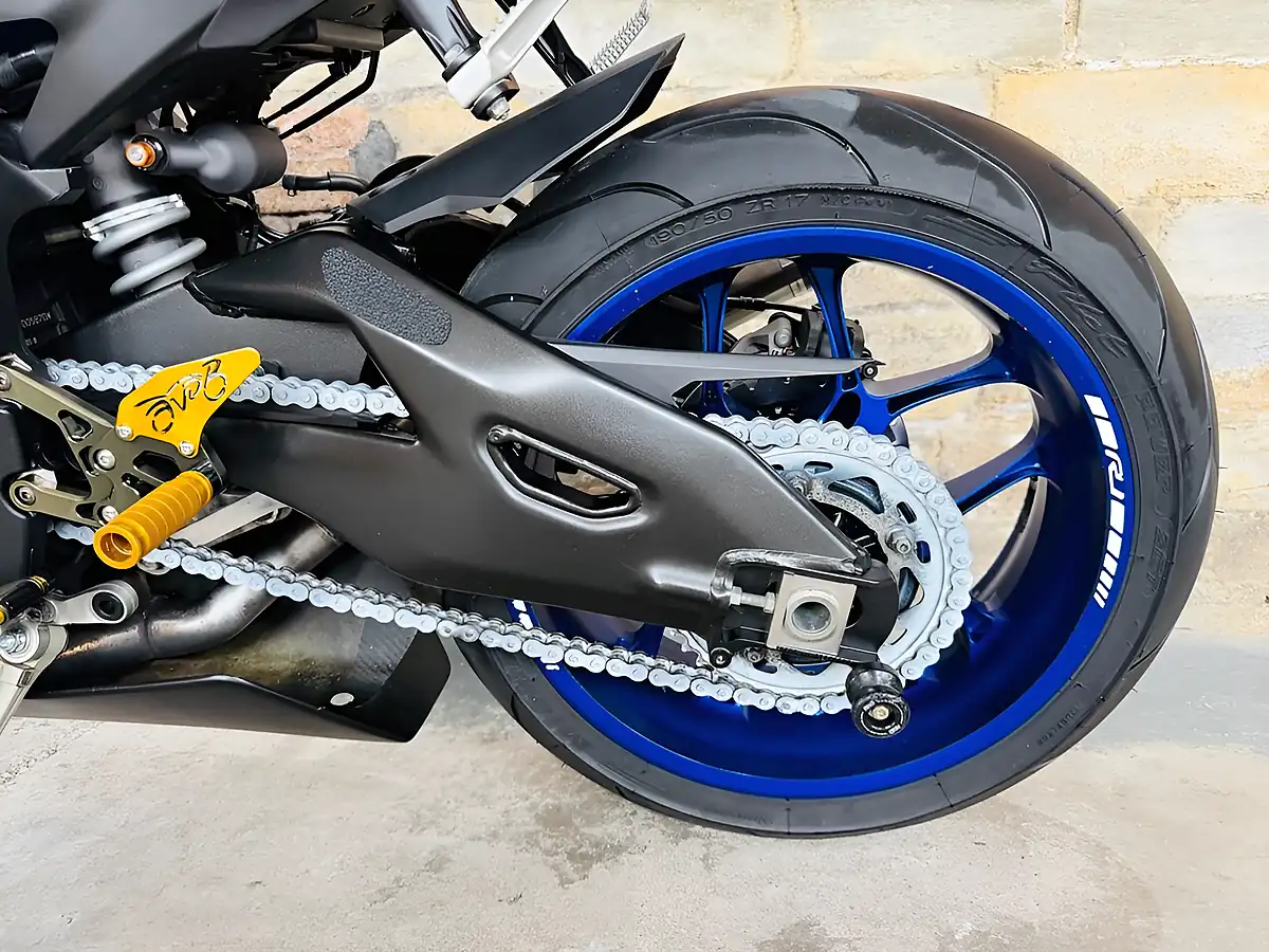 Used 2019 Yamaha R1 Abs Blue - Interior and Exterior details 17