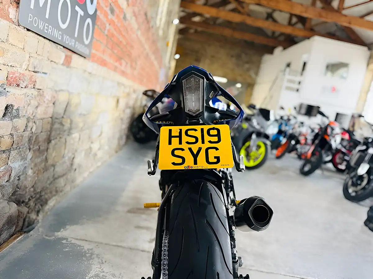 Used 2019 Yamaha R1 Abs Blue - Interior and Exterior details 18