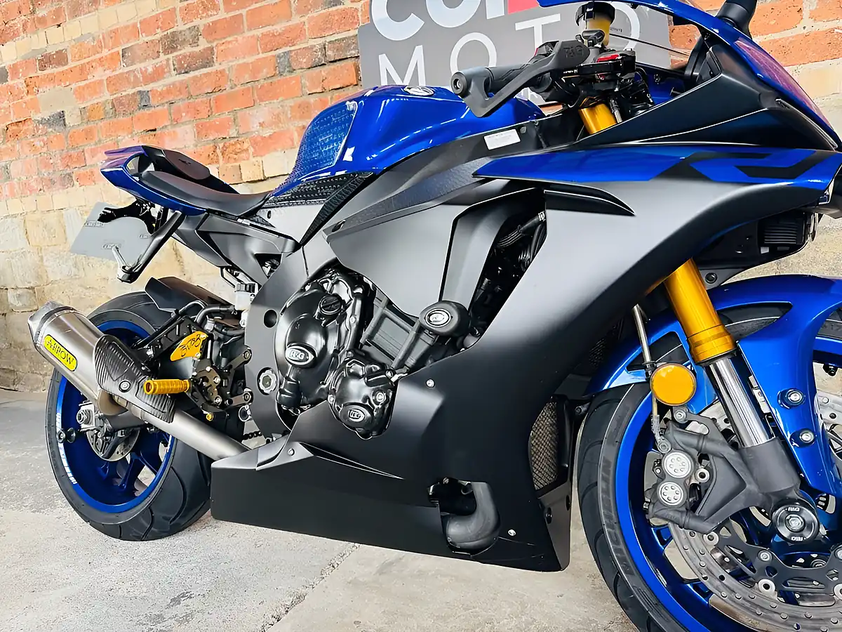 Used 2019 Yamaha R1 Abs Blue - Interior and Exterior details 6