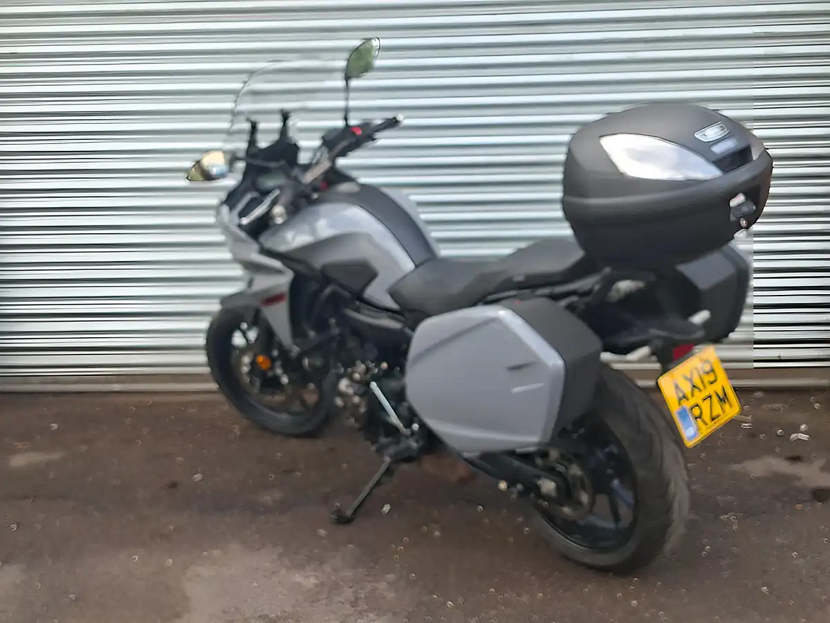 Used 2019 Yamaha Tracer 700 Grey - Interior and Exterior details 7