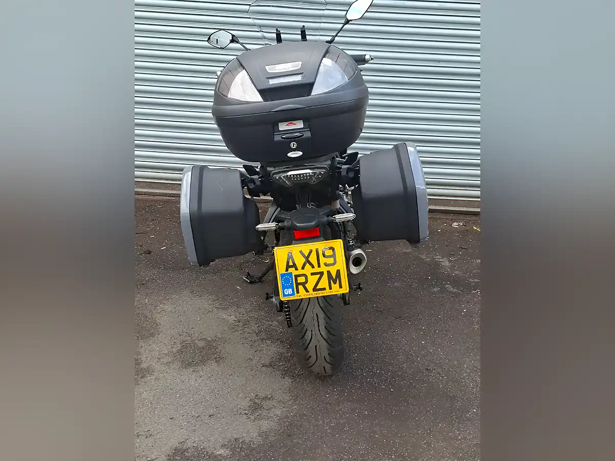 Used 2019 Yamaha Tracer 700 Grey - Interior and Exterior details 9
