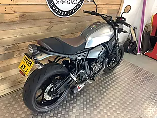 Used 2019 Yamaha Xs Grey - Interior and Exterior details 4