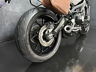 Used 2019 Yamaha XSR900 Sport Heritage Grey - Interior and Exterior details 17