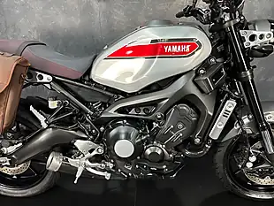 Used 2019 Yamaha XSR900 Sport Heritage Grey - Interior and Exterior details 8