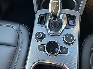 Used 2020 Alfa Romeo Stelvio Sprint Blue - Interior and Exterior details 19