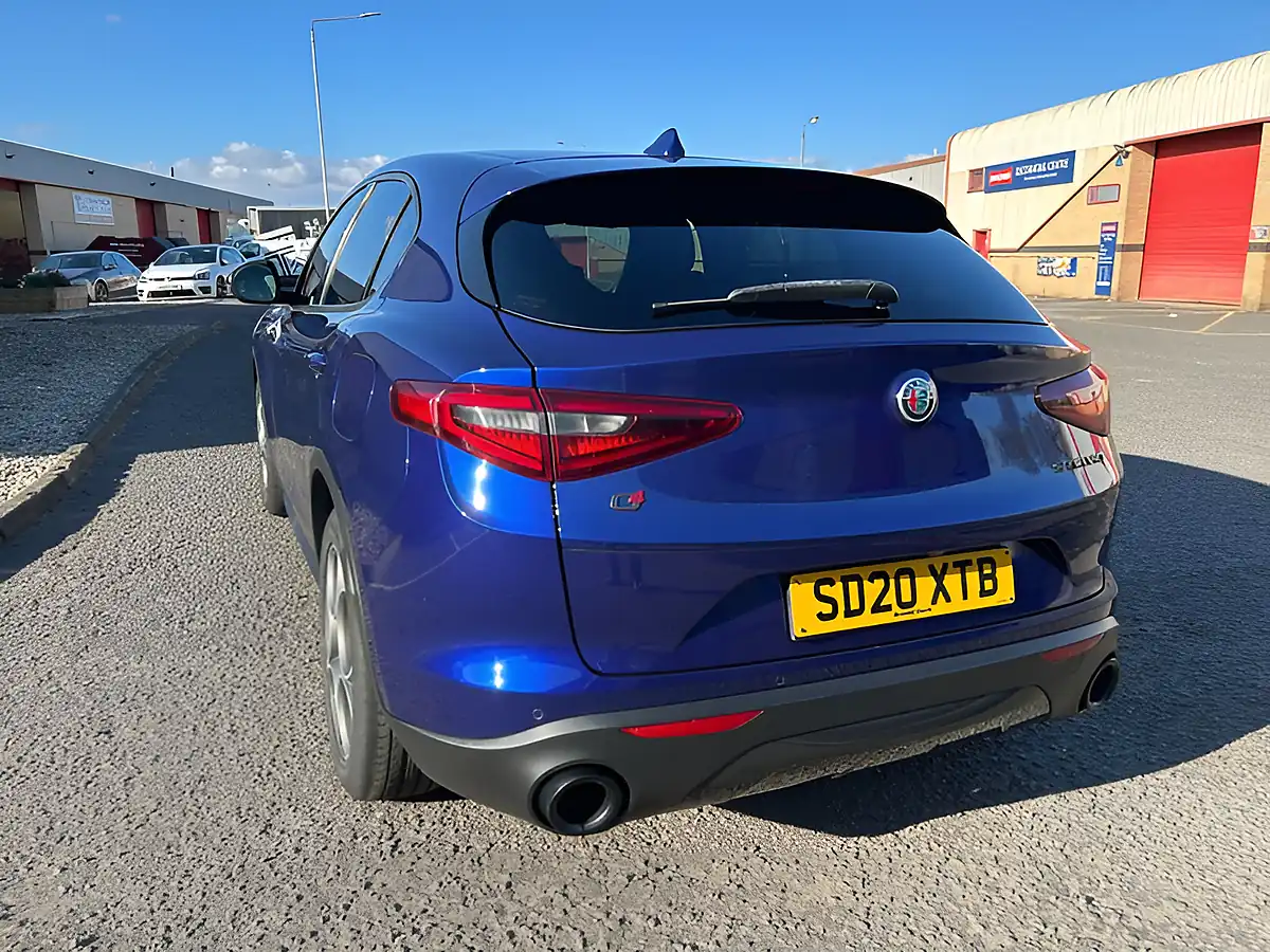 Used 2020 Alfa Romeo Stelvio Sprint Blue - Interior and Exterior details 9