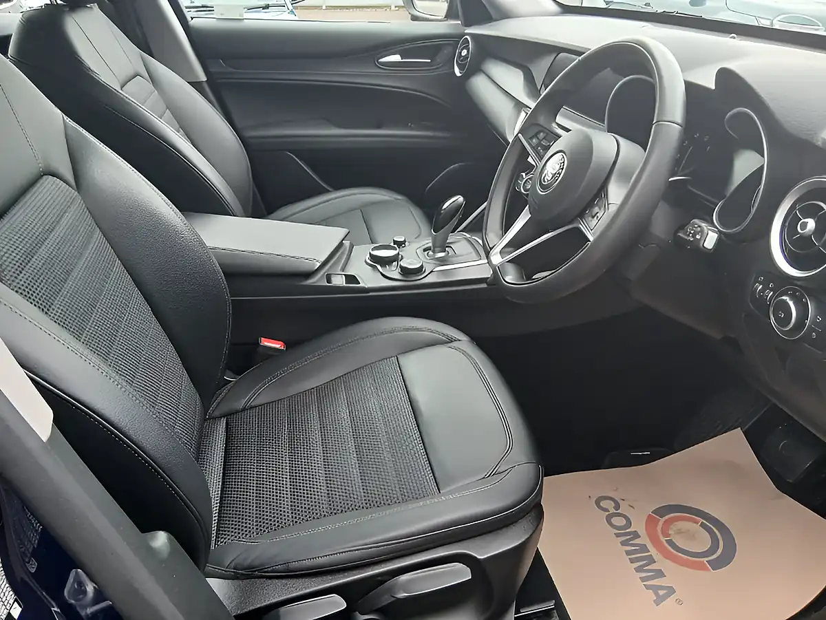 Used 2020 Alfa Romeo Stelvio Super Blue - Interior and Exterior details 16