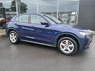 Used 2020 Alfa Romeo Stelvio Super Blue - Interior and Exterior details 4
