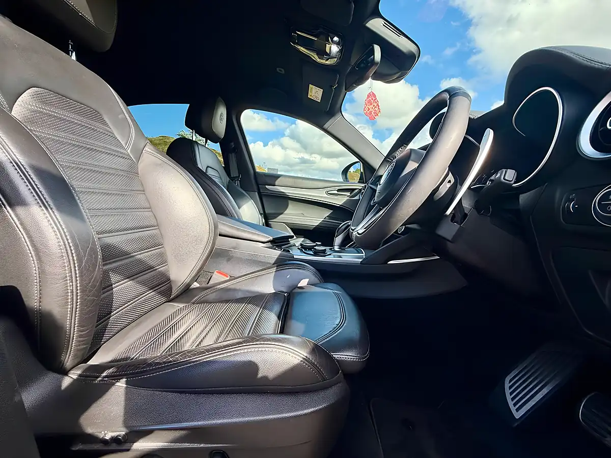 Used 2020 Alfa Romeo Stelvio Ti Red - Interior and Exterior details 17