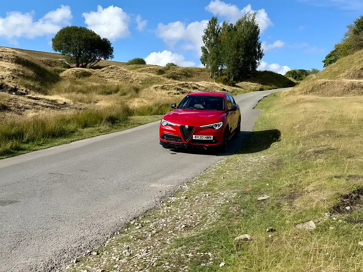 Used 2020 Alfa Romeo Stelvio Ti Red - Interior and Exterior details 3