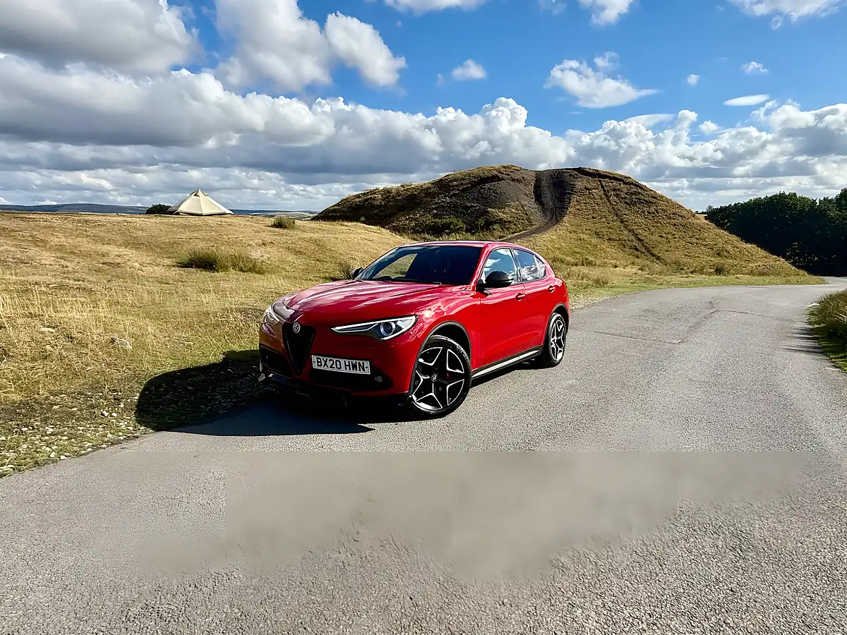 Used 2020 Alfa Romeo Stelvio Ti Red - Interior and Exterior details 7
