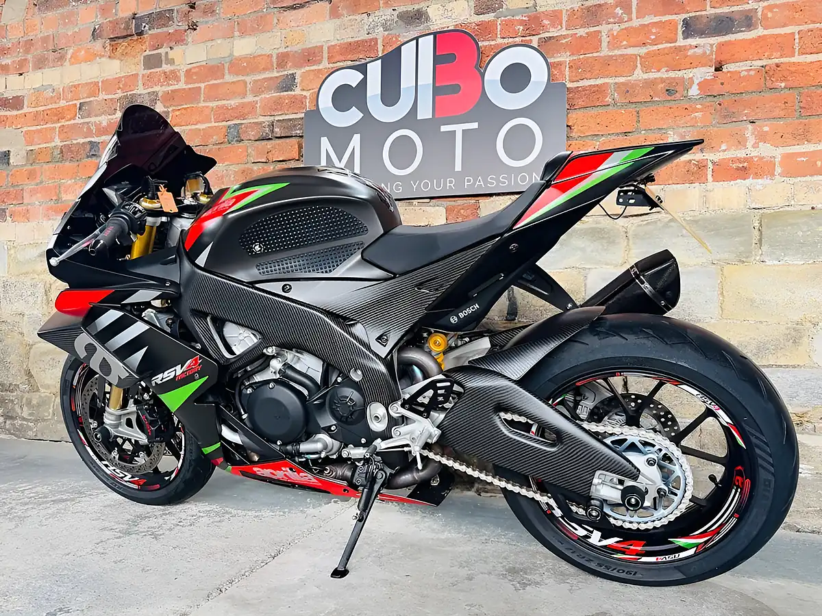 Used 2020 Aprilia Rsv4 1100 Factory Black - Interior and Exterior details 13
