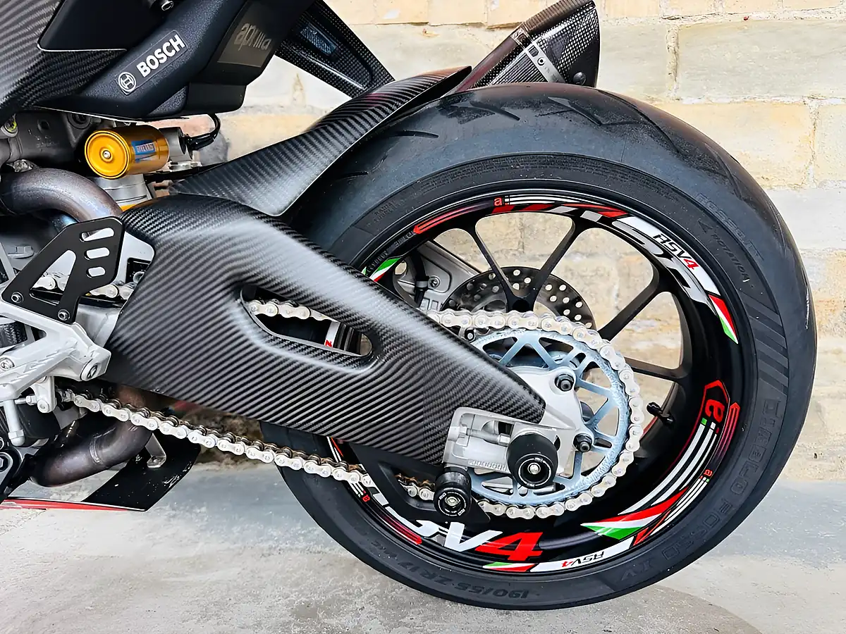 Used 2020 Aprilia Rsv4 1100 Factory Black - Interior and Exterior details 17