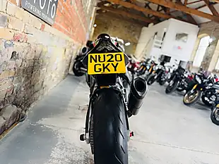 Used 2020 Aprilia Rsv4 1100 Factory Black - Interior and Exterior details 18