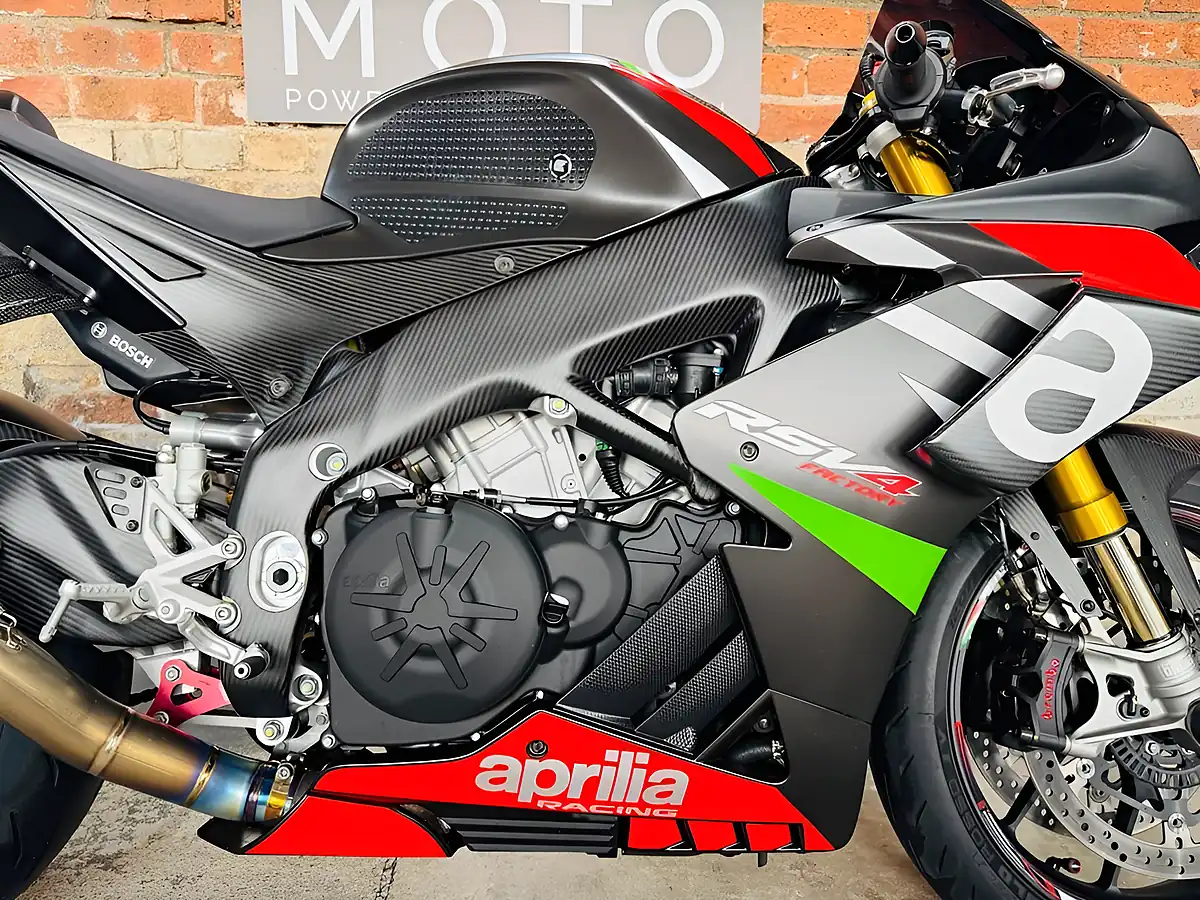 Used 2020 Aprilia Rsv4 1100 Factory Black - Interior and Exterior details 7
