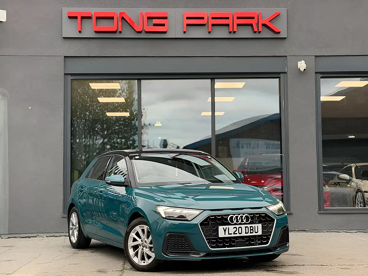Used 2020 Audi A1 S Line Sportback Green - Front View