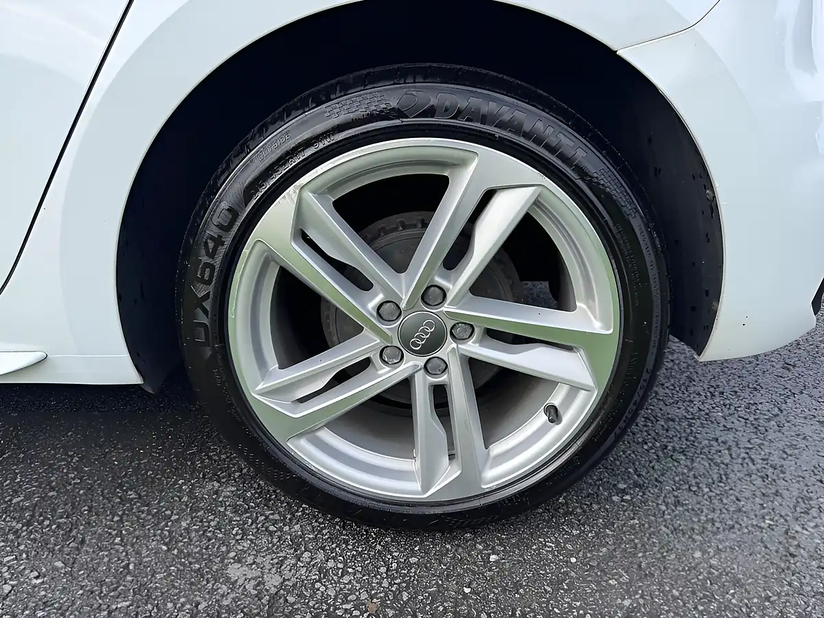 Used 2020 Audi A1 S Line White - Interior and Exterior details 10