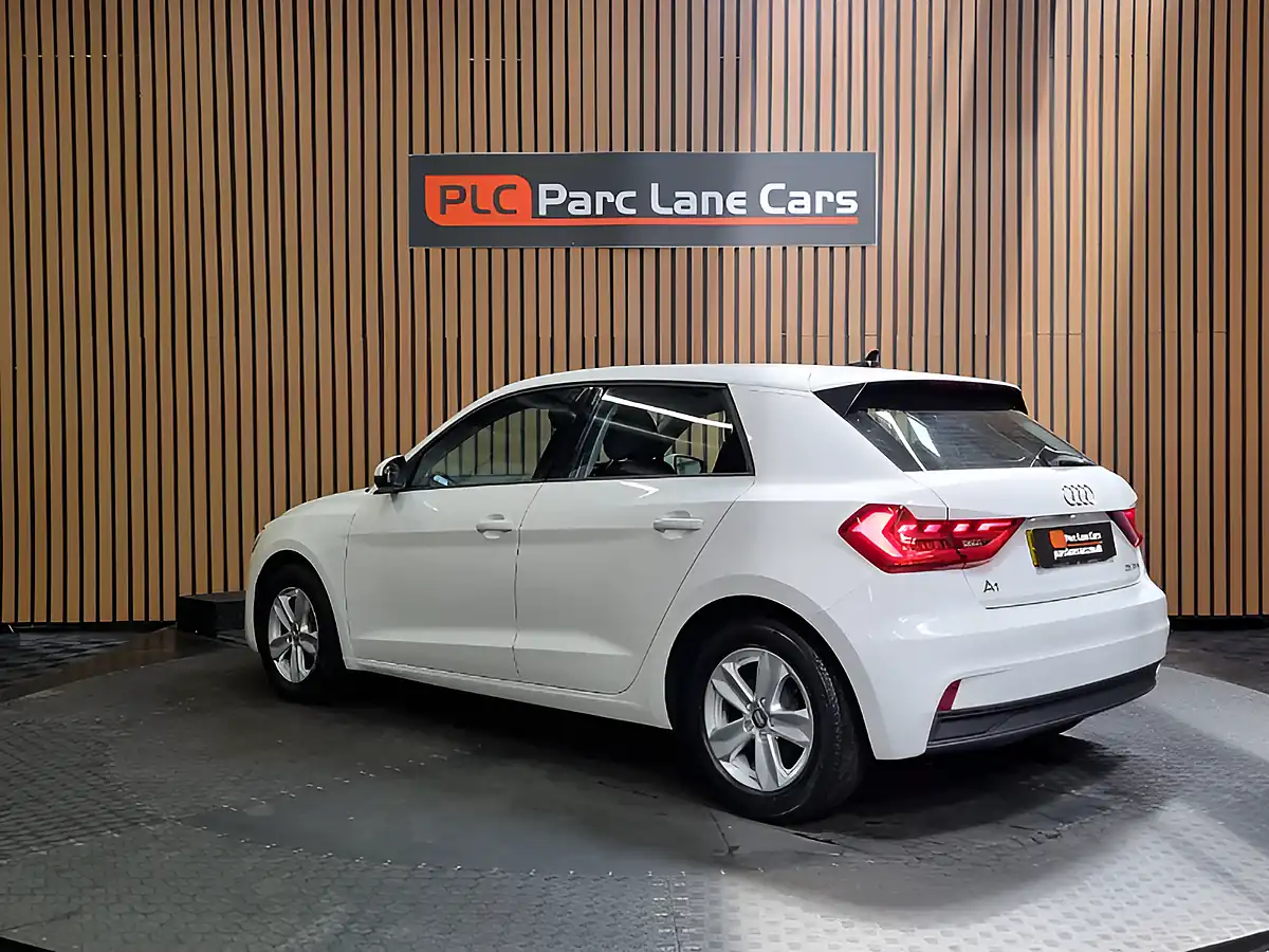 Used 2020 Audi A1 Technik White - Interior and Exterior details 5
